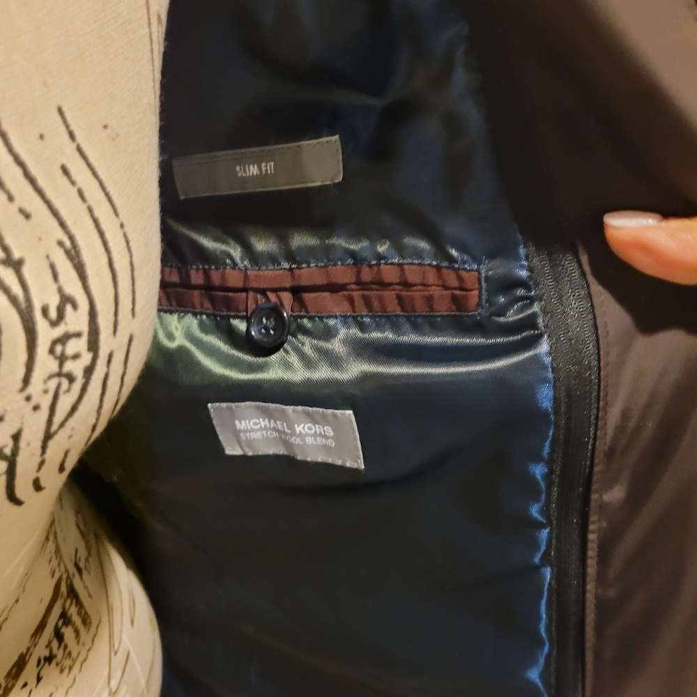 Men's Coat Buttoned Size Large Slim Fit With Zip up Liner that's Waterproof $695 - Picture 8 of 13